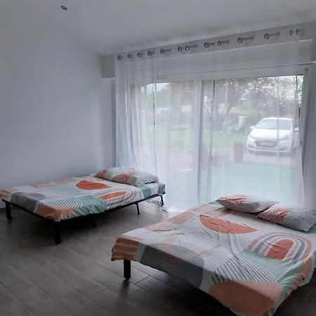 Au Plaisir De L'ivoie Double 住宿加早餐酒店