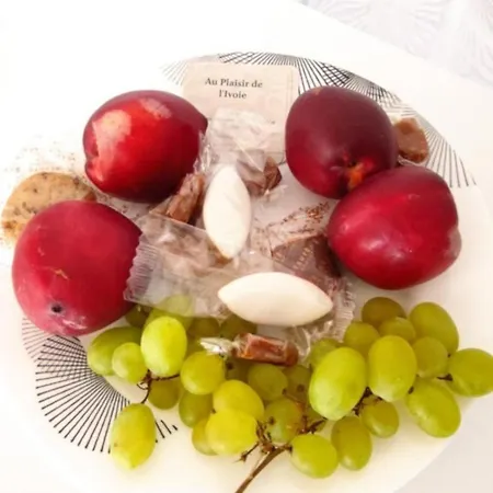 Au Plaisir De L'ivoie Double 住宿加早餐酒店 3*